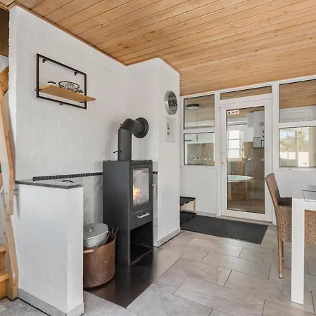 Dyrevenlig Bolig I Med Sauna Feriehus