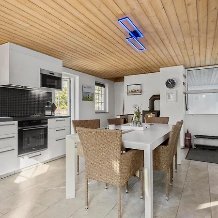 Dyrevenlig Bolig I Med Sauna * Blåvand